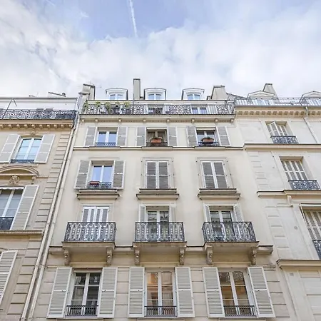 Apartment Luxury Saint Honore Champs Elysees